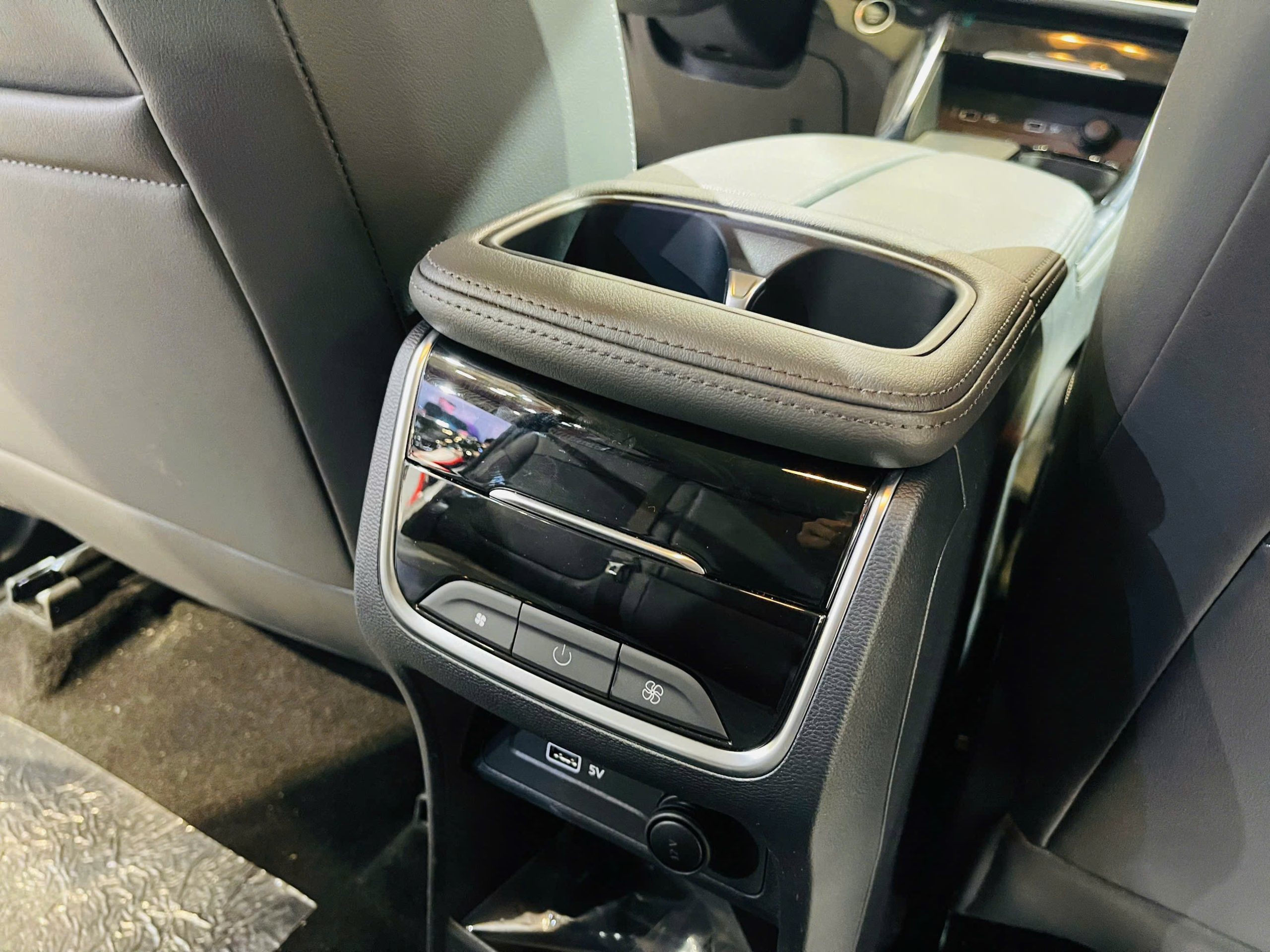 Điều hoà sau MG G50 LUX