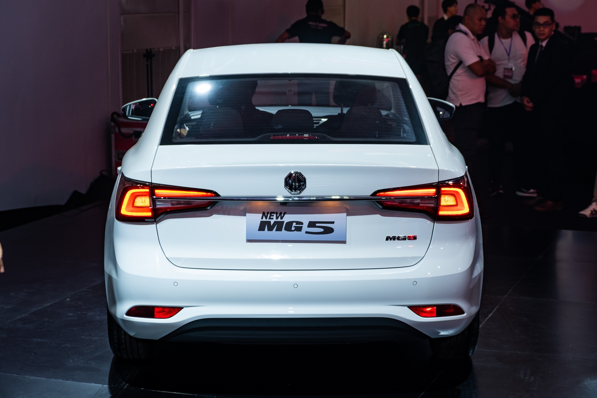 New MG5 8 Đuôi sau xe New MG5