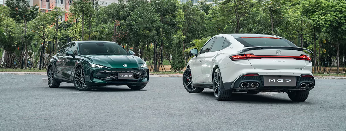 MG7 1 bộ đôi xe MG7