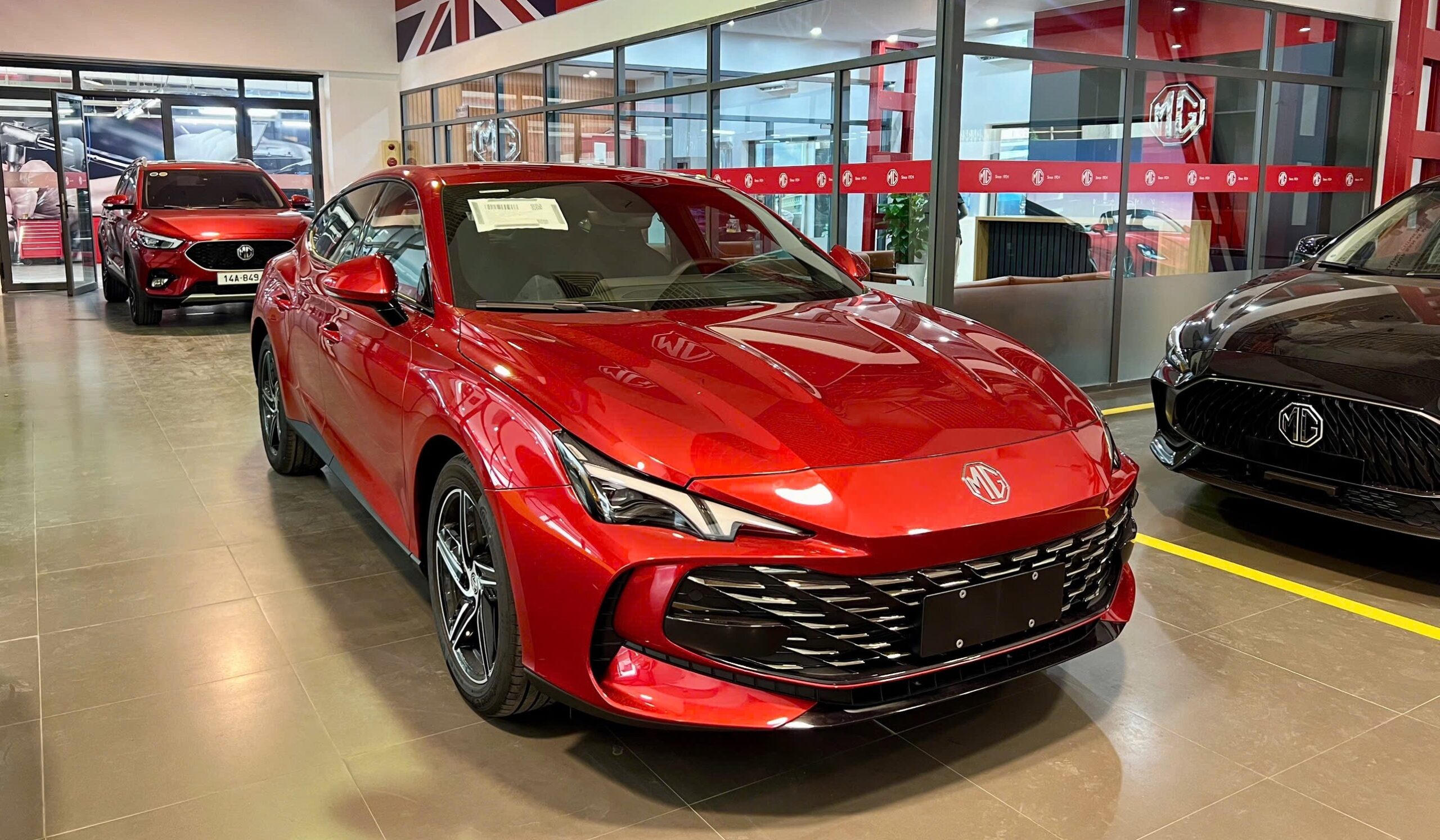 MG7 – Sedan Cao Cấp Mới Tại Việt Nam: Thiết Kế Sang Trọng, Công Nghệ Tiên Tiến! 6 Xe MG7 tại MG Sài Gòn TPHCMIMG_8640